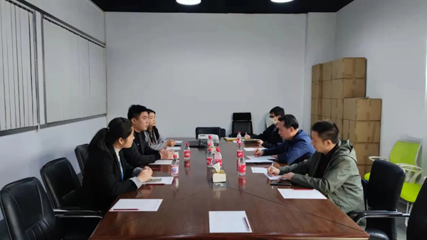 Руководители районного отделения Наньваня посетили Шэньчжэнь Ракинда